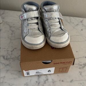 See Kai Run Drew High Top Sneaker Silver Size 6